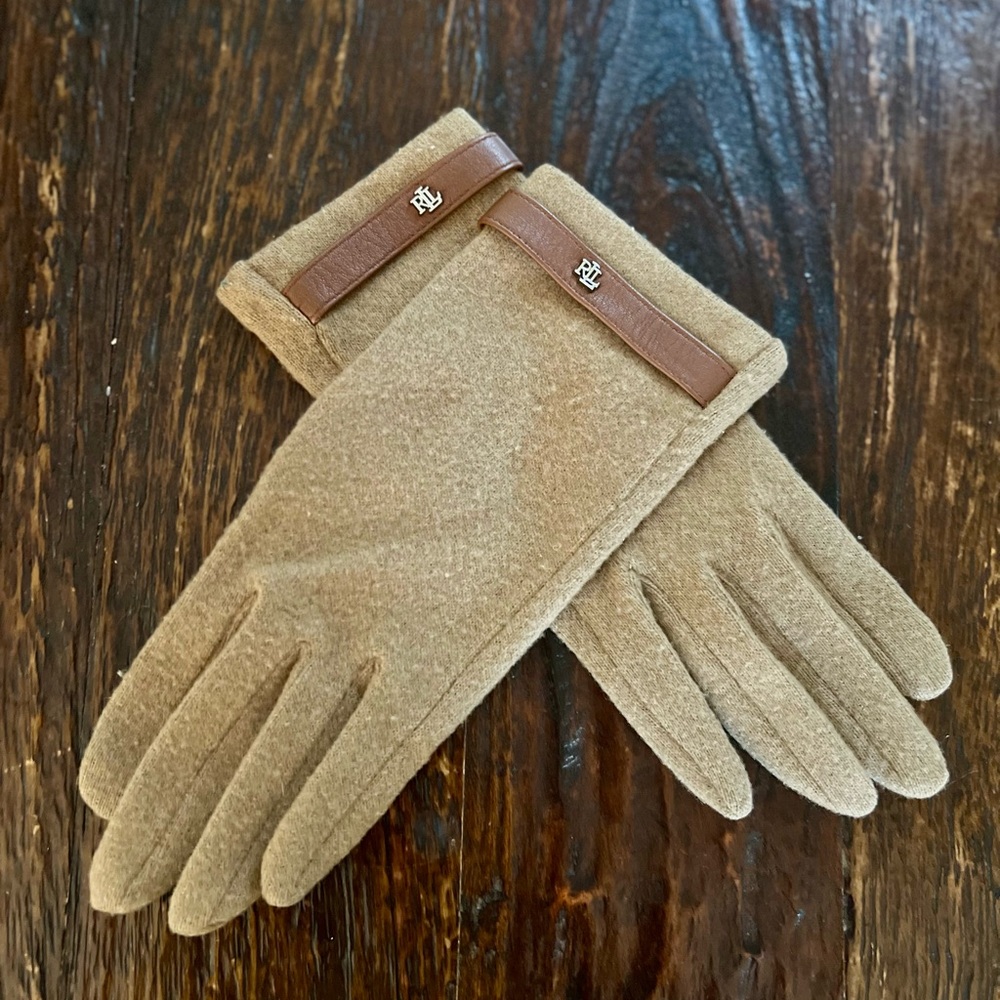 Lauren Ralph Lauren Tan Gloves with Brown Accents